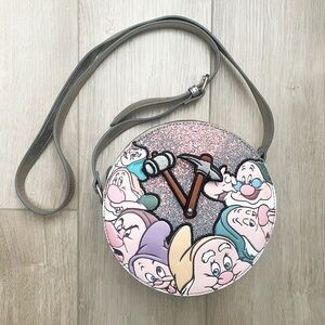 Disney Danielle Nicole Seven Dwarfs Glitter Crossbody Bag